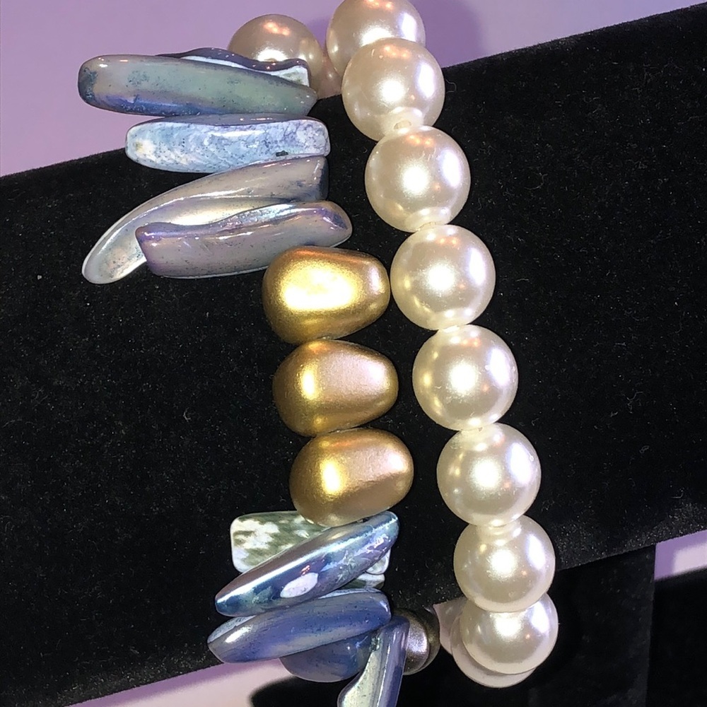 Elegant Faux Pearl and Shell Beaded Boho Bracelet Set